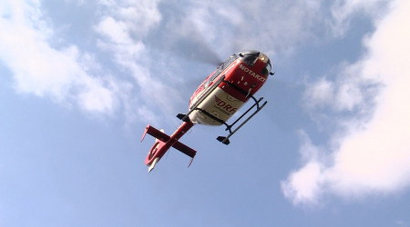 Rettungshubschrauber von unten | Bildquelle: RTF.1