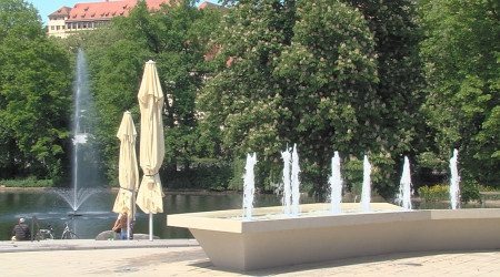 Das Wasser am Europaplatz sprudelt wieder | Bildquelle: RTF.1