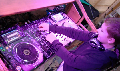 DJ Caveman | Bildquelle: RTF.1