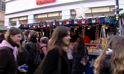 Gut gef&uuml;llt war der T&uuml;binger Weihnachtsmarkt | Bildquelle: RTF.1