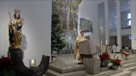 Pontifikalamt mit Bischof Dr. Klaus Kr&auml;mer | Bildquelle: Di&ouml;zese Rottenburg-Stuttgart