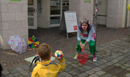 "Clowns im Dienst" erhalten Spende | Bildquelle: RTF.1