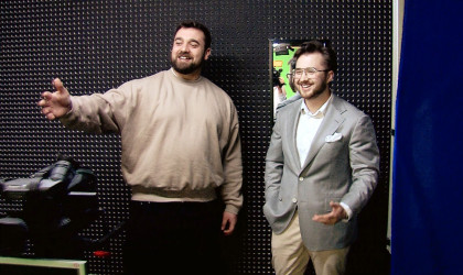 Sebastian Geyer im RTF.1-Studio | Bildquelle: RTF.1