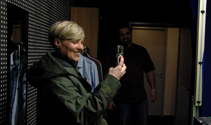 Cindy Holmberg im RTF.1-Studio | Bildquelle: RTF.1