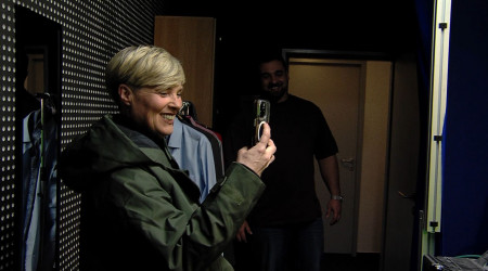 Cindy Holmberg im RTF.1-Studio | Bildquelle: RTF.1