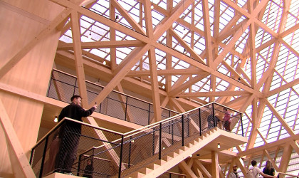 Gl&auml;serner Neubau Oberamteistra&szlig;e &ouml;ffnet f&uuml;r Besucher | Bildquelle: RTF.1