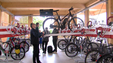Fahrradparkhaus UKT | Bildquelle: RTF.1