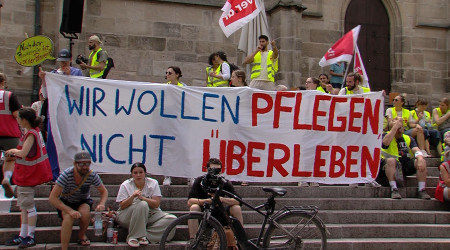 Transparent "Wir wollen pflegen, nicht &uuml;berleben" | Bildquelle: RTF.1