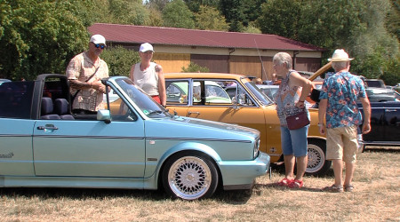 Ferienhock und Oldtimertreff in Grafenberg | Bildquelle: RTF.1