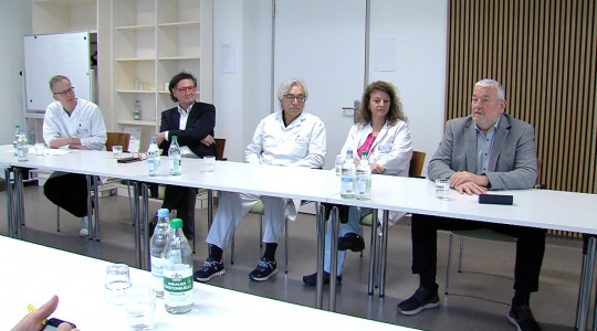 Pressekonferenz zum Weltkrebstag | Bildquelle: RTF.1