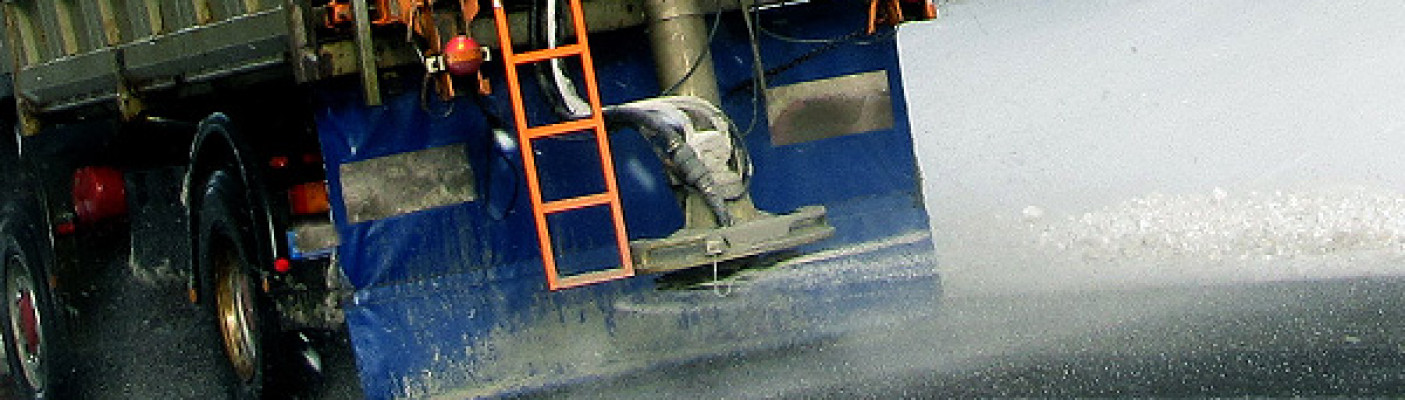 Winterdienst - Streuen | Bildquelle: pixelio.de - Rainer Sturm