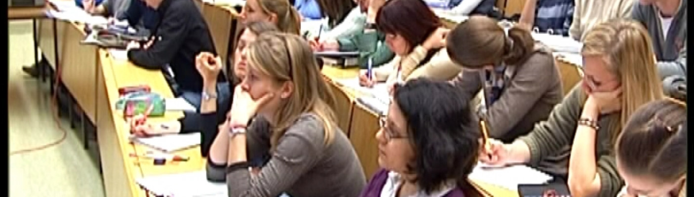 Studenten in Vorlesung | Bildquelle: RTF.1