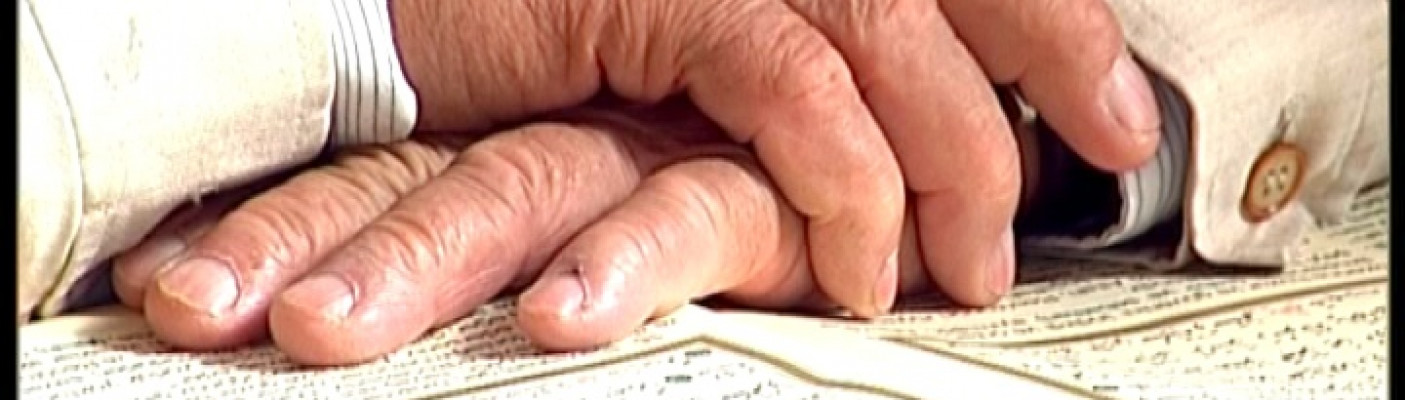 Gefaltete H&auml;nde | Bildquelle: RTF.1