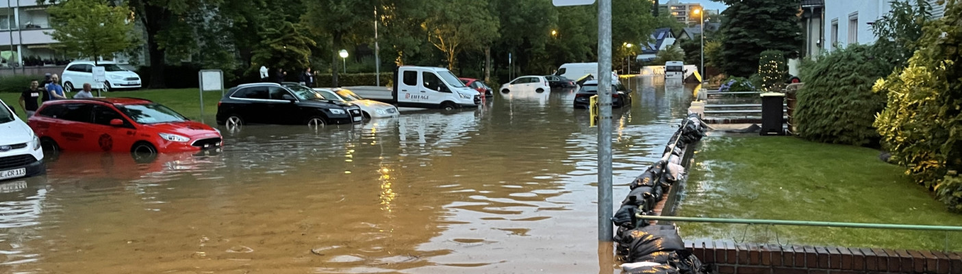 Flut in Nordrhein-Westfalen | Bildquelle: Feuerwehr Erkrath