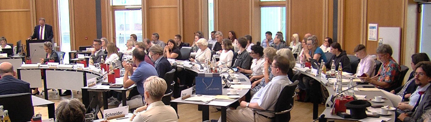 Sitzung Kreistag TÜ | Bildquelle: RTF.1