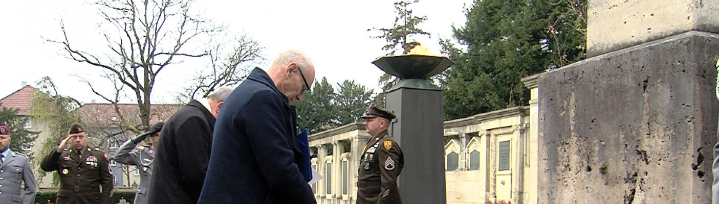 Volkstrauertag in Reutlingen | Bildquelle: RTF.1