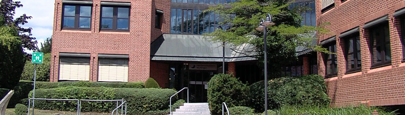 Das Gebäude der HWK Reutlingen | Bildquelle: RTF.1