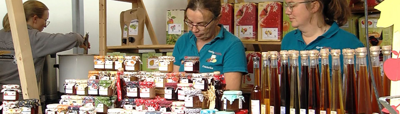 Stand am Genussmarkt im Landratsamt Tübingen | Bildquelle: 