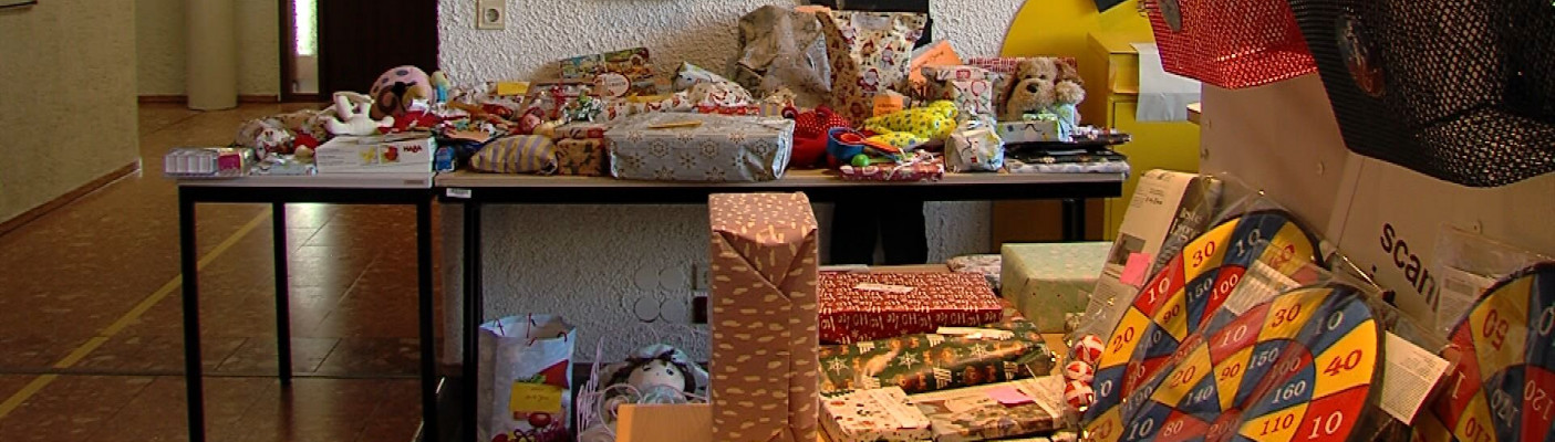 Bescherung bei der Agentur f&uuml;r Arbeit | Bildquelle: RTF.1