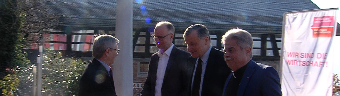 Politik und Wirtschaft im Dialog: R&uuml;lke, Fischer, Kern | Bildquelle: RTF.1