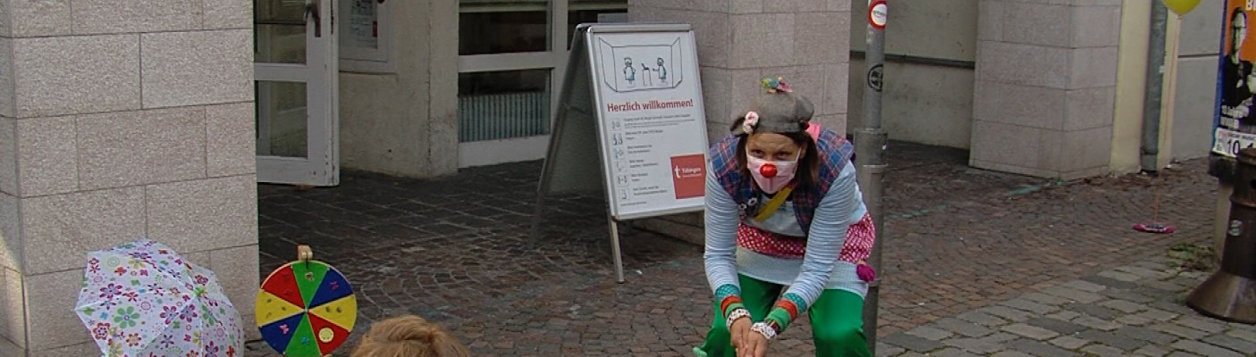 "Clowns im Dienst" erhalten Spende | Bildquelle: RTF.1