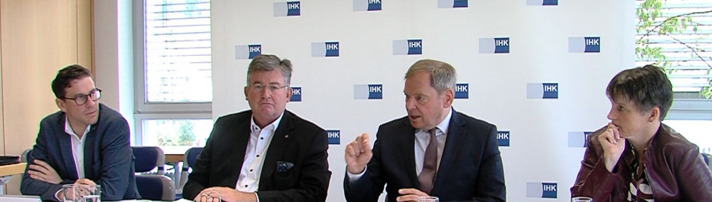 Pressekonferenz zur wirtschaftlichen Lage im Zollernalbkreis | Bildquelle: Wolfgang Epp Joachim Link Michael Miklautz Stefanie Walker