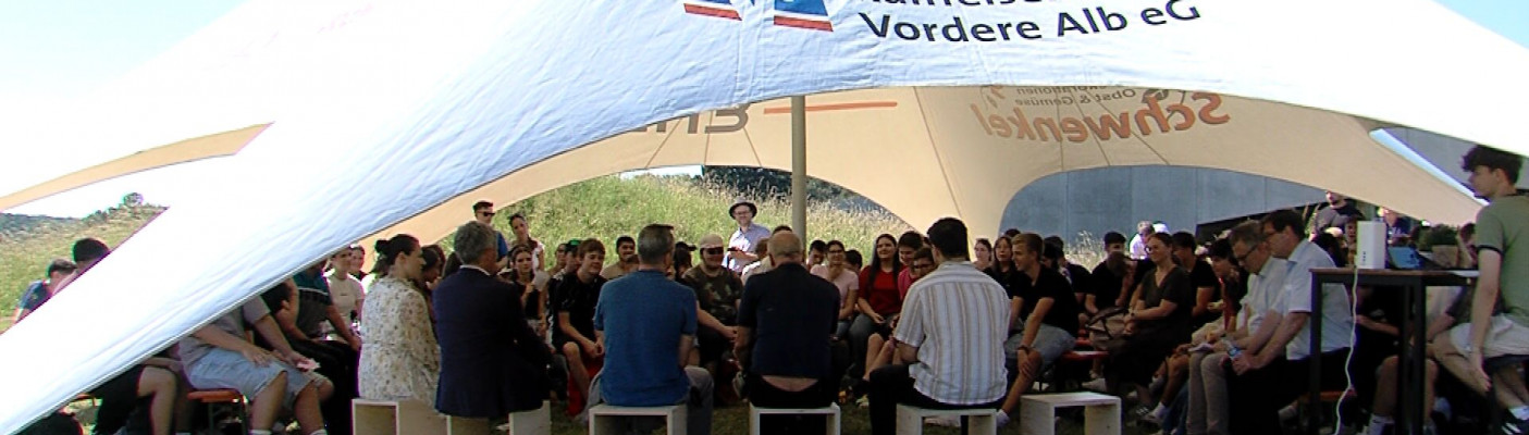 Politik und Pizza | Bildquelle: RTF.1