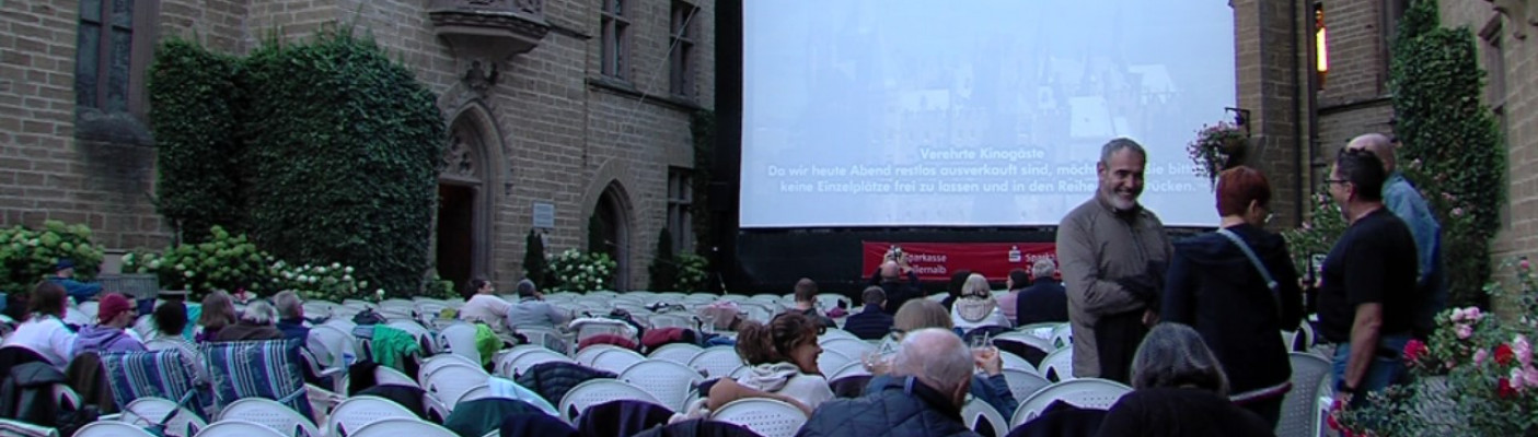 Open Air Kino auf der Burg Hohenzollern | Bildquelle: RTF.1