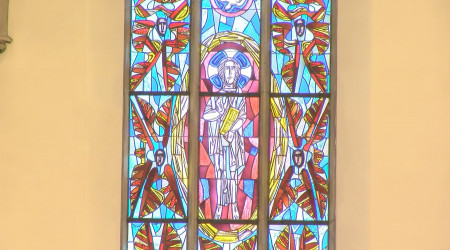 Kirchenfenster bunt Rottenburg | Bildquelle: RTF.1