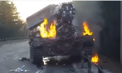 Brennender russischer Panzer 4 | Bildquelle: Ukrainische Streitkräfte