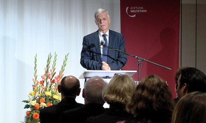 Prof. Bernd Engler bei seiner Antrittsrede | Bildquelle: RTF.1